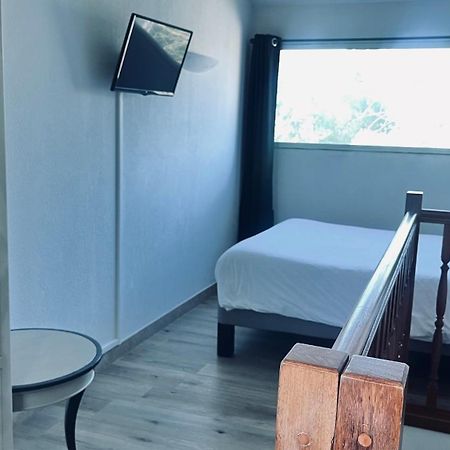 Logis Hotel & Spa Dejeunez Sous L'Arbre Rousset  Zewnętrze zdjęcie