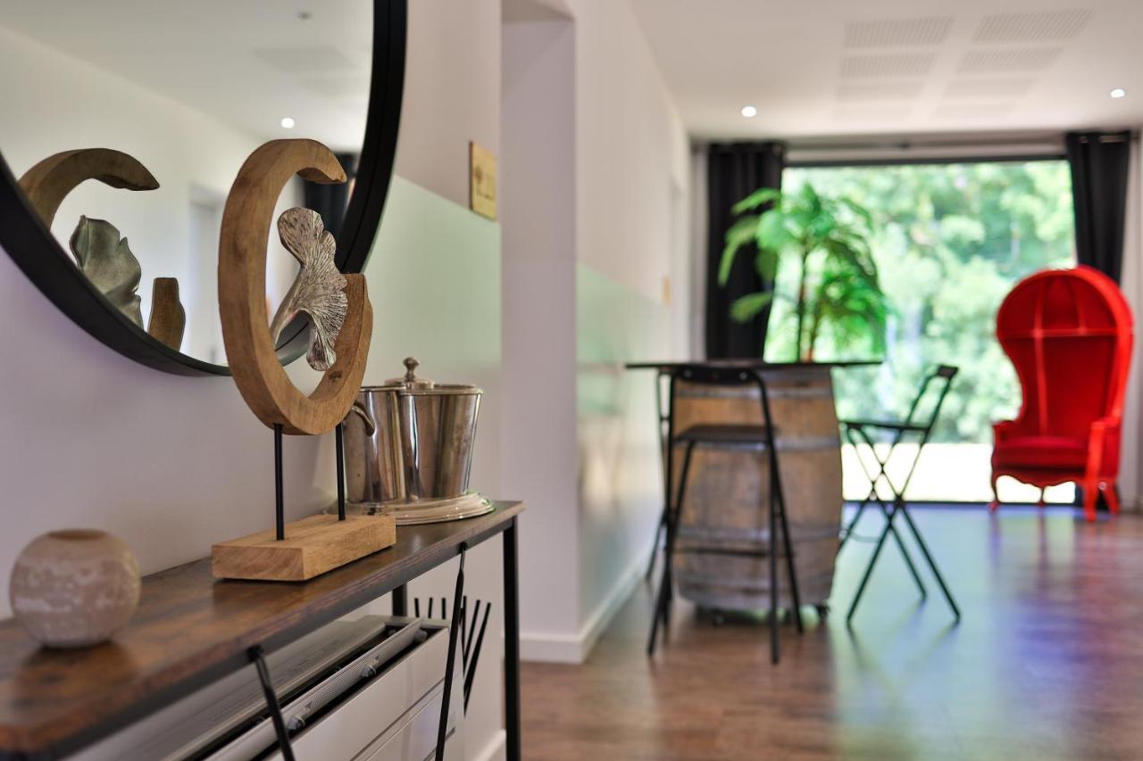 Logis Hotel & Spa Dejeunez Sous L'Arbre Rousset  Zewnętrze zdjęcie