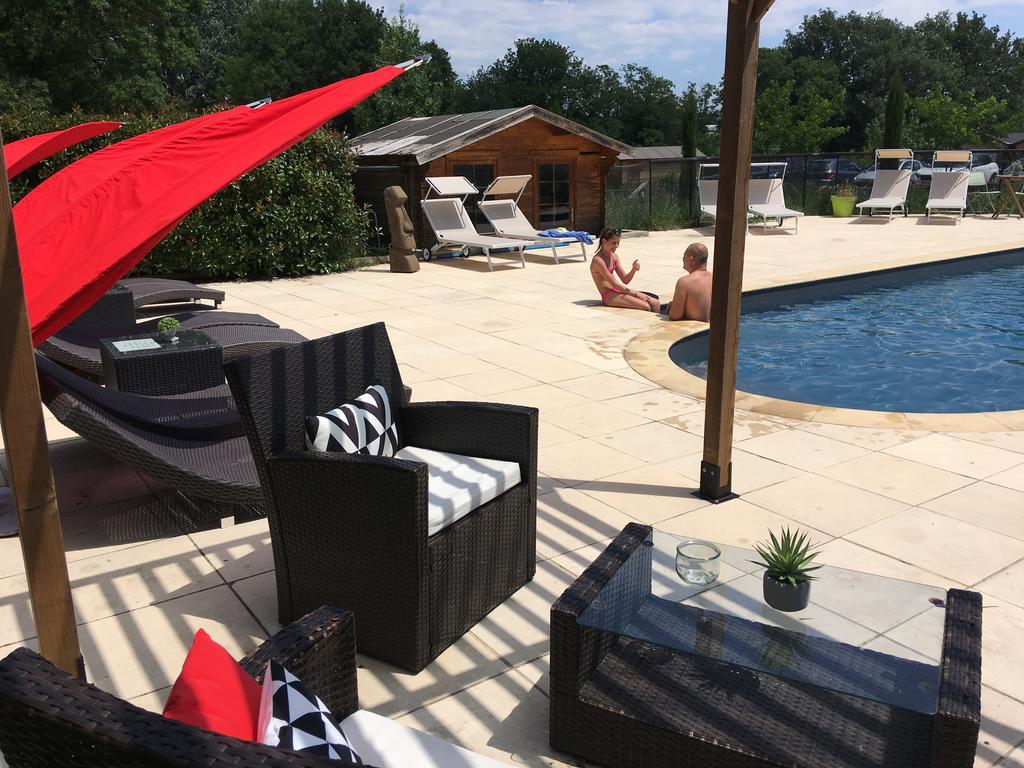 Logis Hotel & Spa Dejeunez Sous L'Arbre Rousset  Zewnętrze zdjęcie